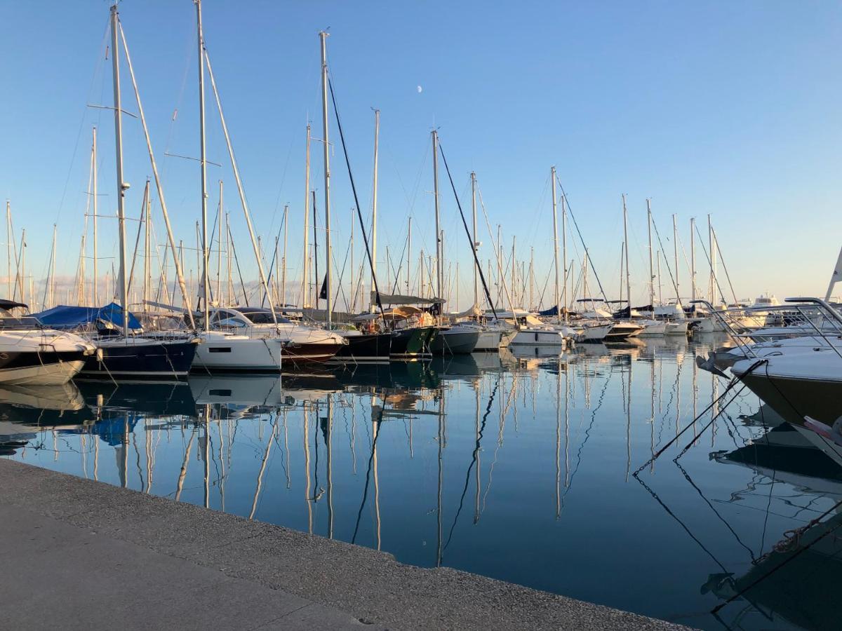 Aquarama Super Leilighet Saint-Laurent-du-Var Eksteriør bilde